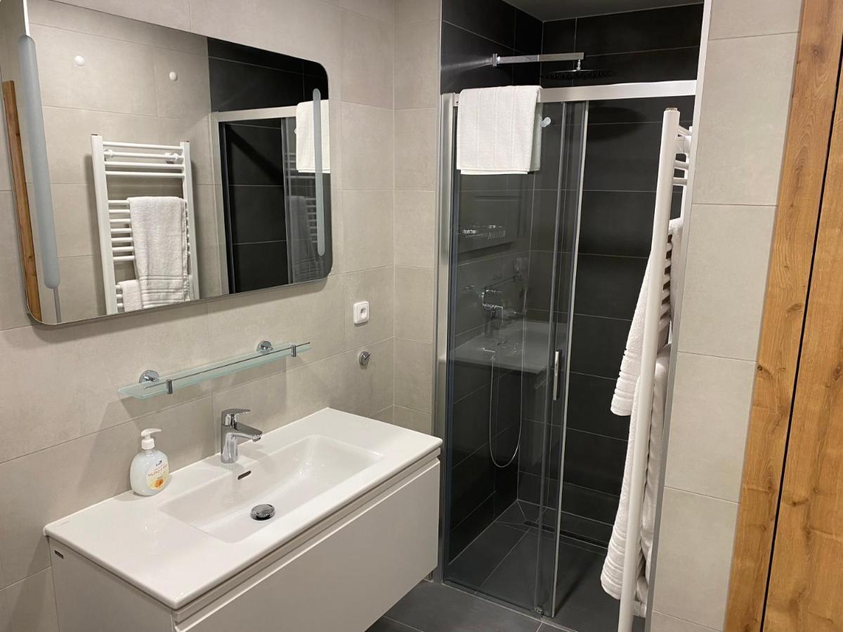 Klicperovo 3Kk Apartment Hradec Králové Екстериор снимка